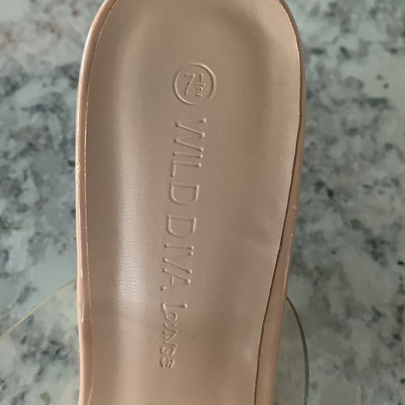 7 1/2 Wild Diva, Clear Heels, Nude, 4 inch. - Picture 5 of 5